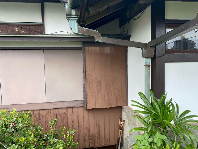 屋根と外壁取り合い部の傷み